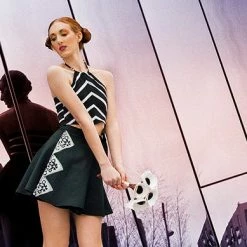 Tidal Cool Black And White Chevron Striped Knit Halter Crop Top