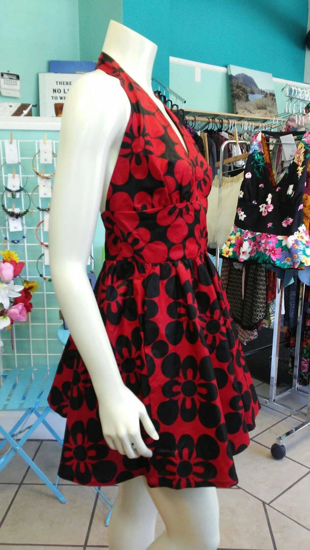 Tidal Cool Dresses Flirty Halter Ankara Sundress In Bold Red And Black African Wax Block Cotton