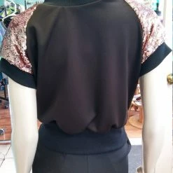 Tidal Cool Sequin And Knit Pullover Crewneck Tops And Ponchos