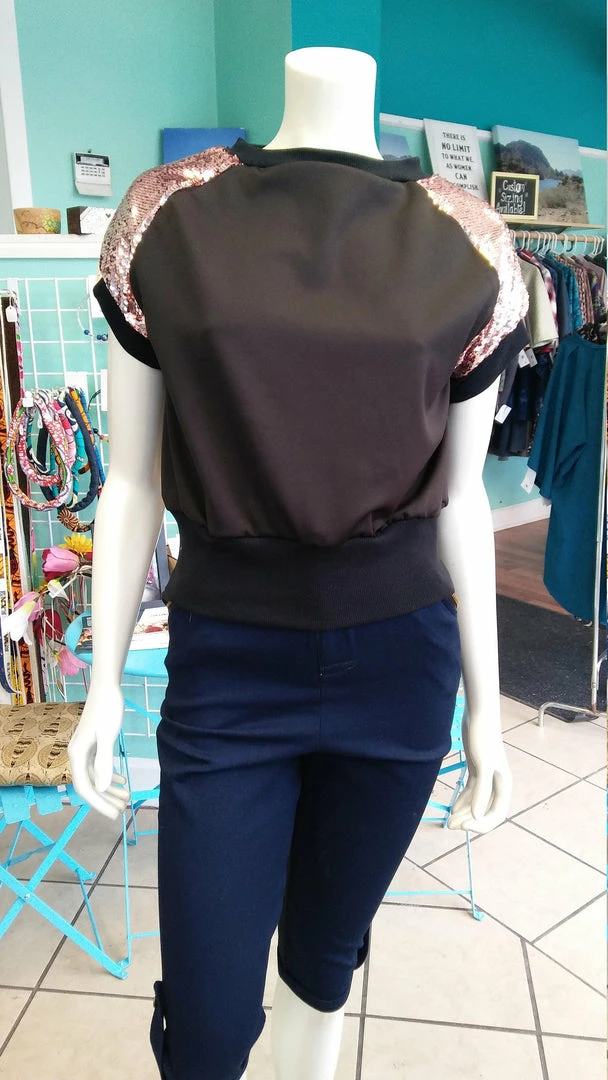 Tidal Cool Sequin And Knit Pullover Crewneck Tops And Ponchos