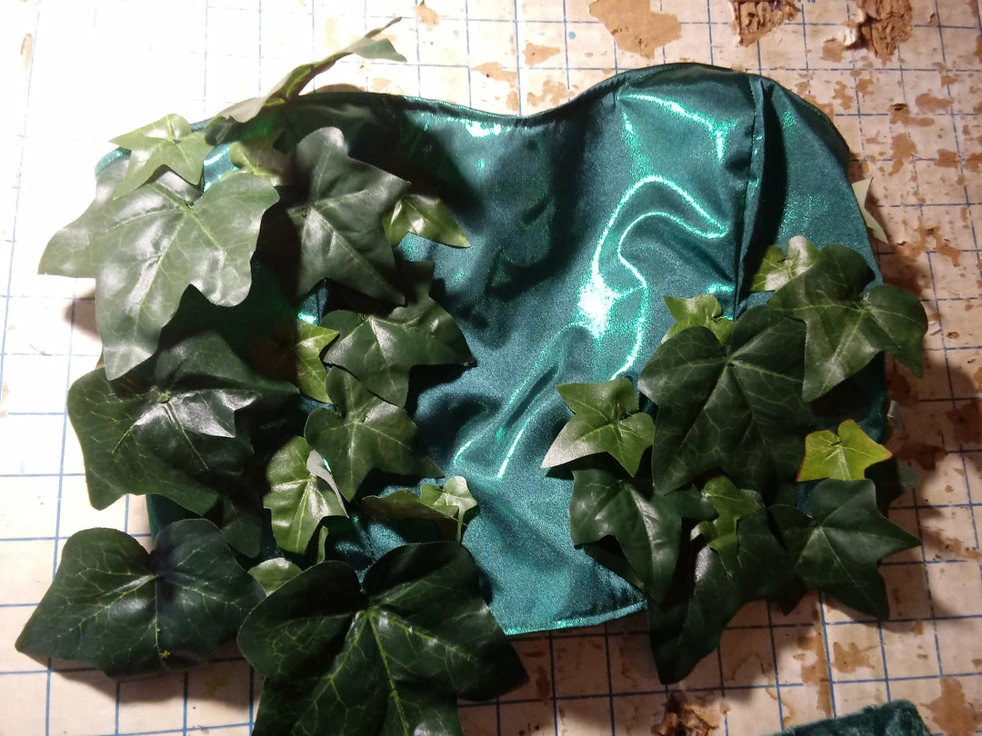 Tidal Cool Poison Ivy Cosplay Costume From Batman And DC Comic Universe Costumes And Cosplay