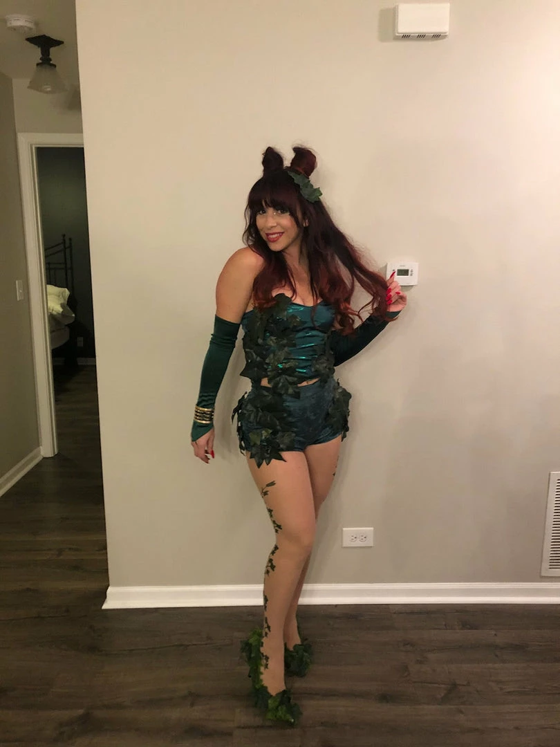 Tidal Cool Poison Ivy Cosplay Costume From Batman And DC Comic Universe Costumes And Cosplay