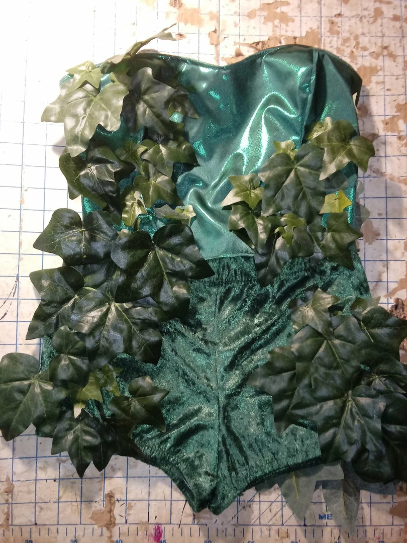 Tidal Cool Poison Ivy Cosplay Costume From Batman And DC Comic Universe Costumes And Cosplay