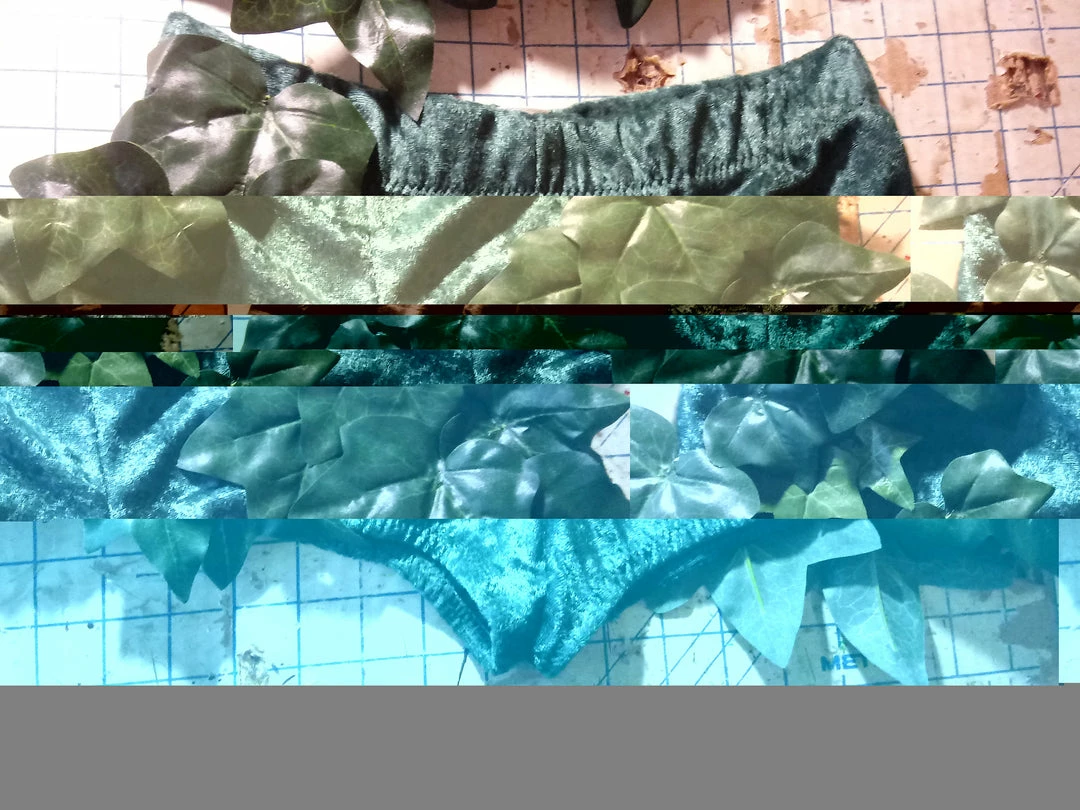 Tidal Cool Poison Ivy Cosplay Costume From Batman And DC Comic Universe Costumes And Cosplay